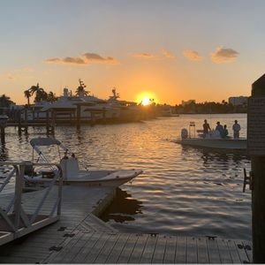 Meet your Posher, Anne-margaret